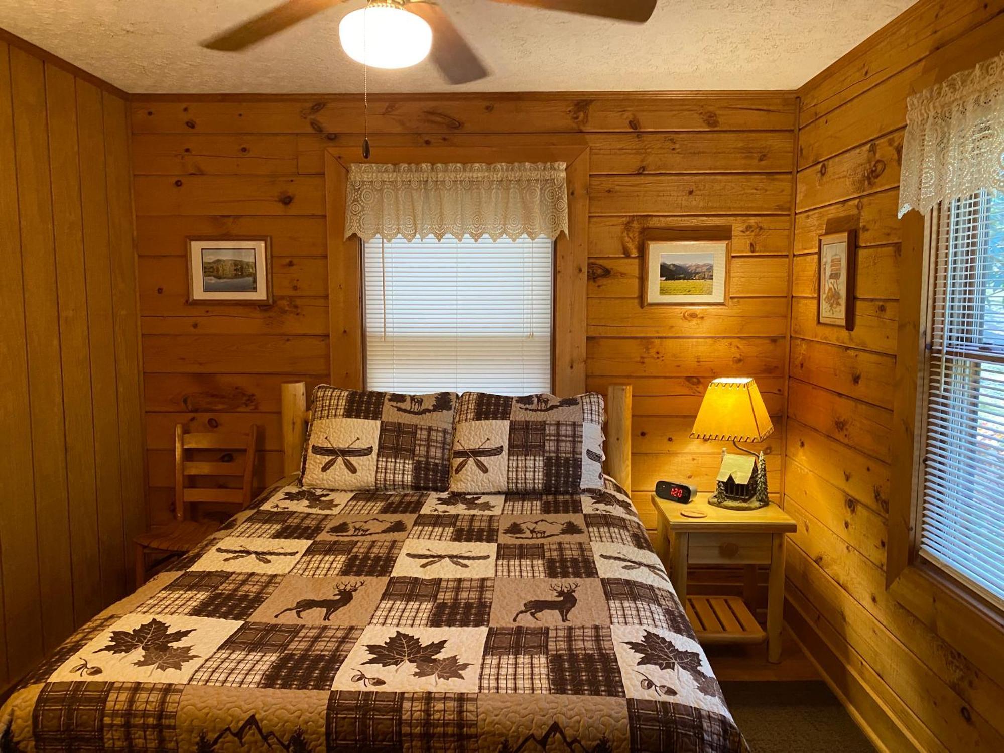 Misty Creek Log Cabins Maggie Valley Extérieur photo