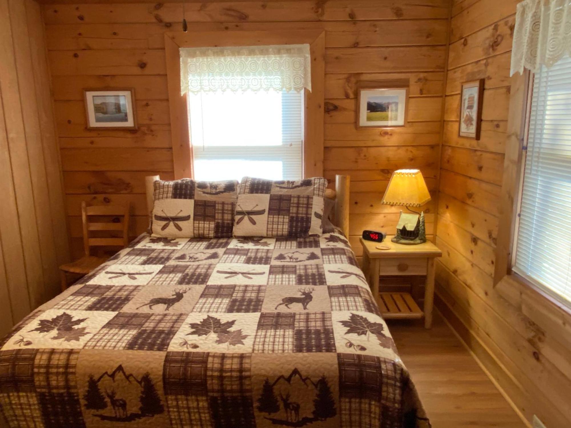 Misty Creek Log Cabins Maggie Valley Extérieur photo