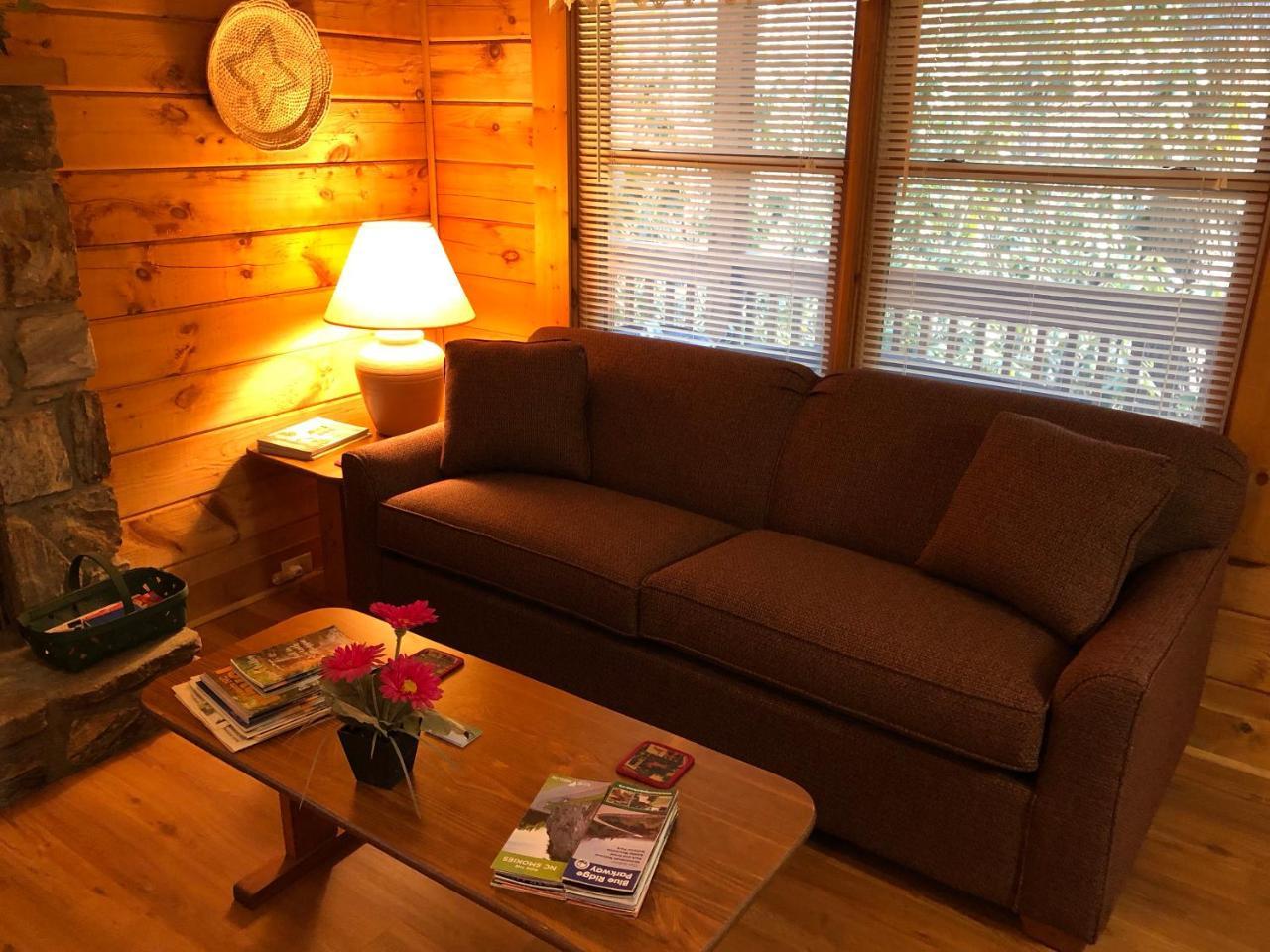 Misty Creek Log Cabins Maggie Valley Extérieur photo